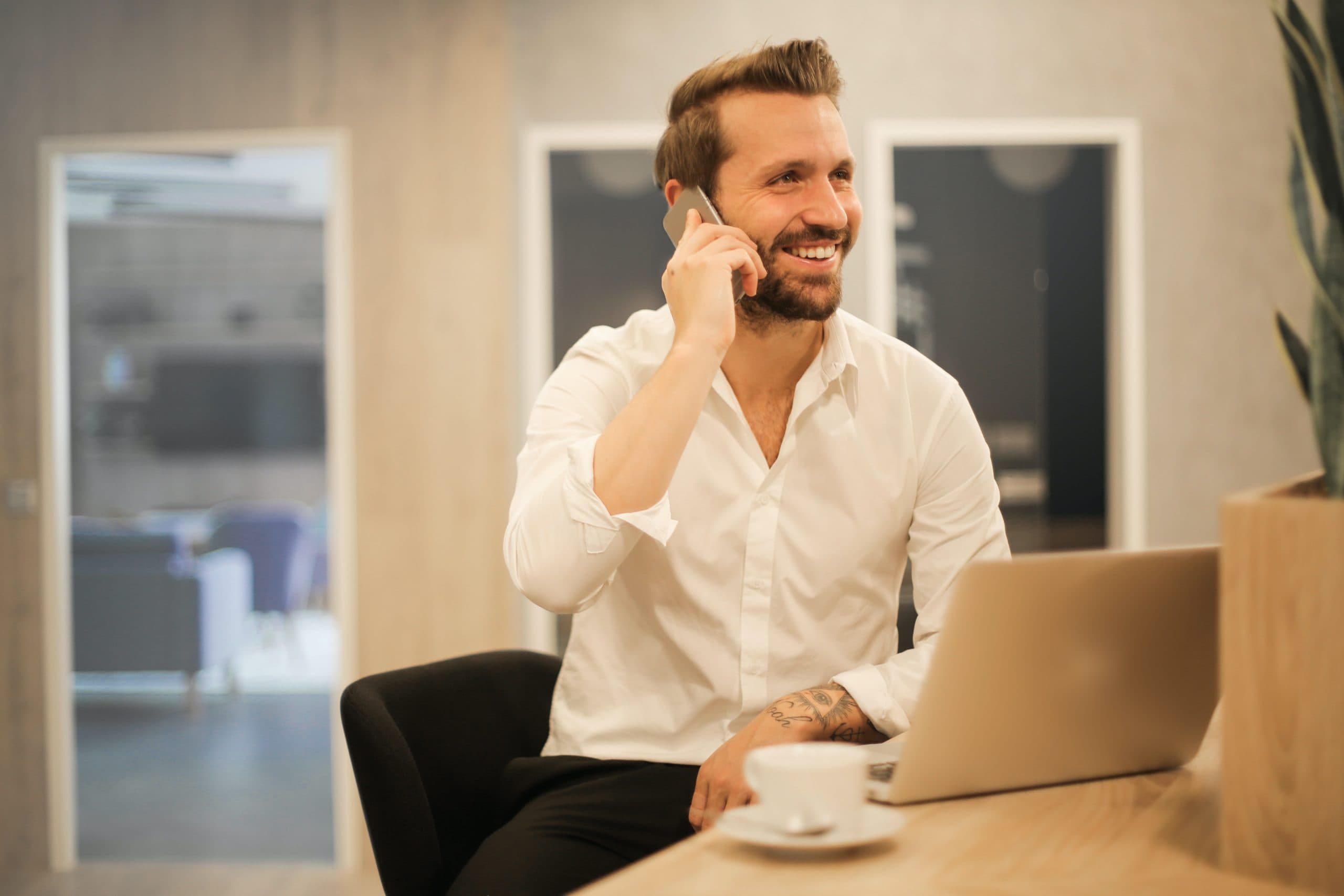 Multiempleos y<br />People Solutions